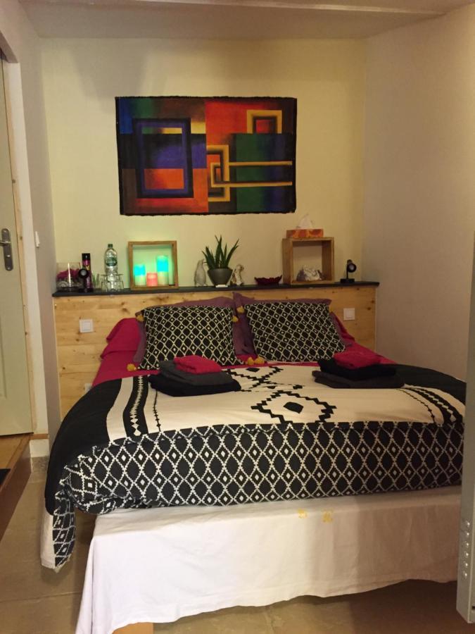 Dependance Privee - Halte Route Apartman Le Thor Kültér fotó