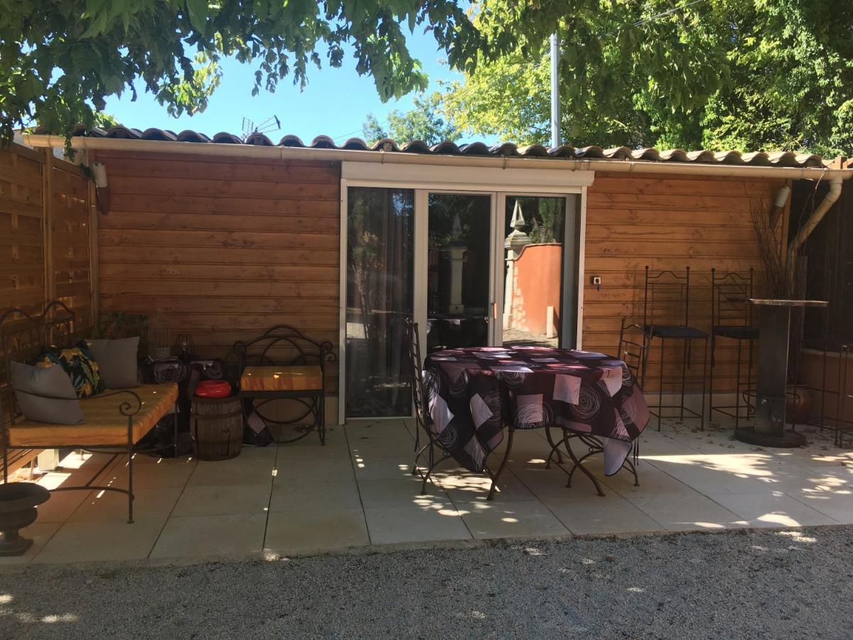 Dependance Privee - Halte Route Apartman Le Thor Kültér fotó