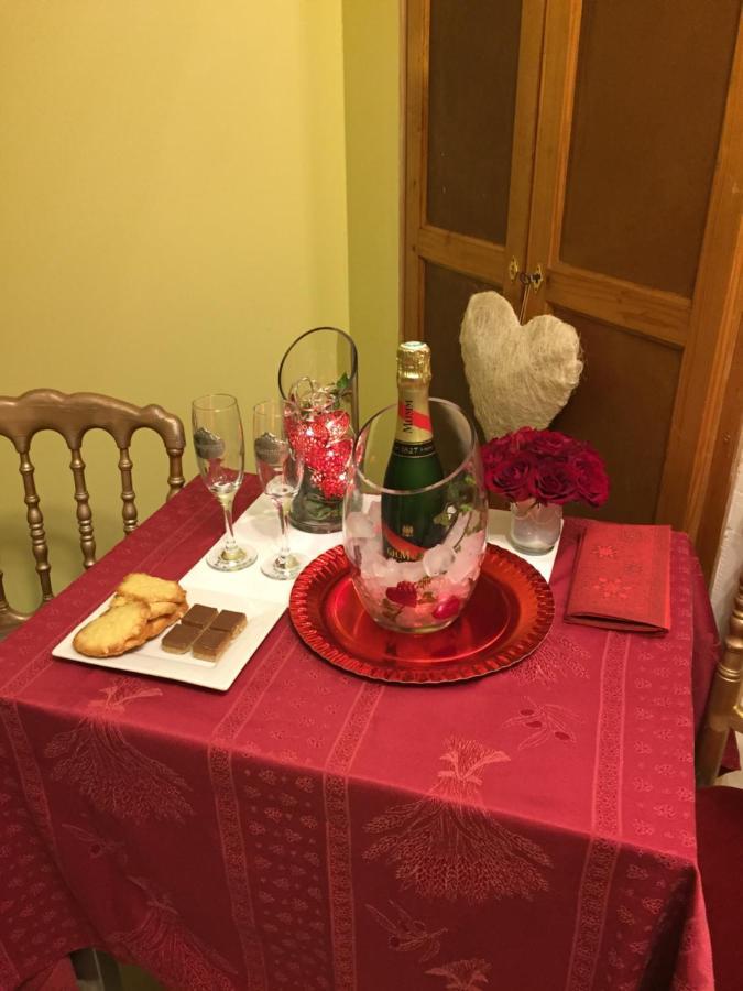 Dependance Privee - Halte Route Apartman Le Thor Kültér fotó